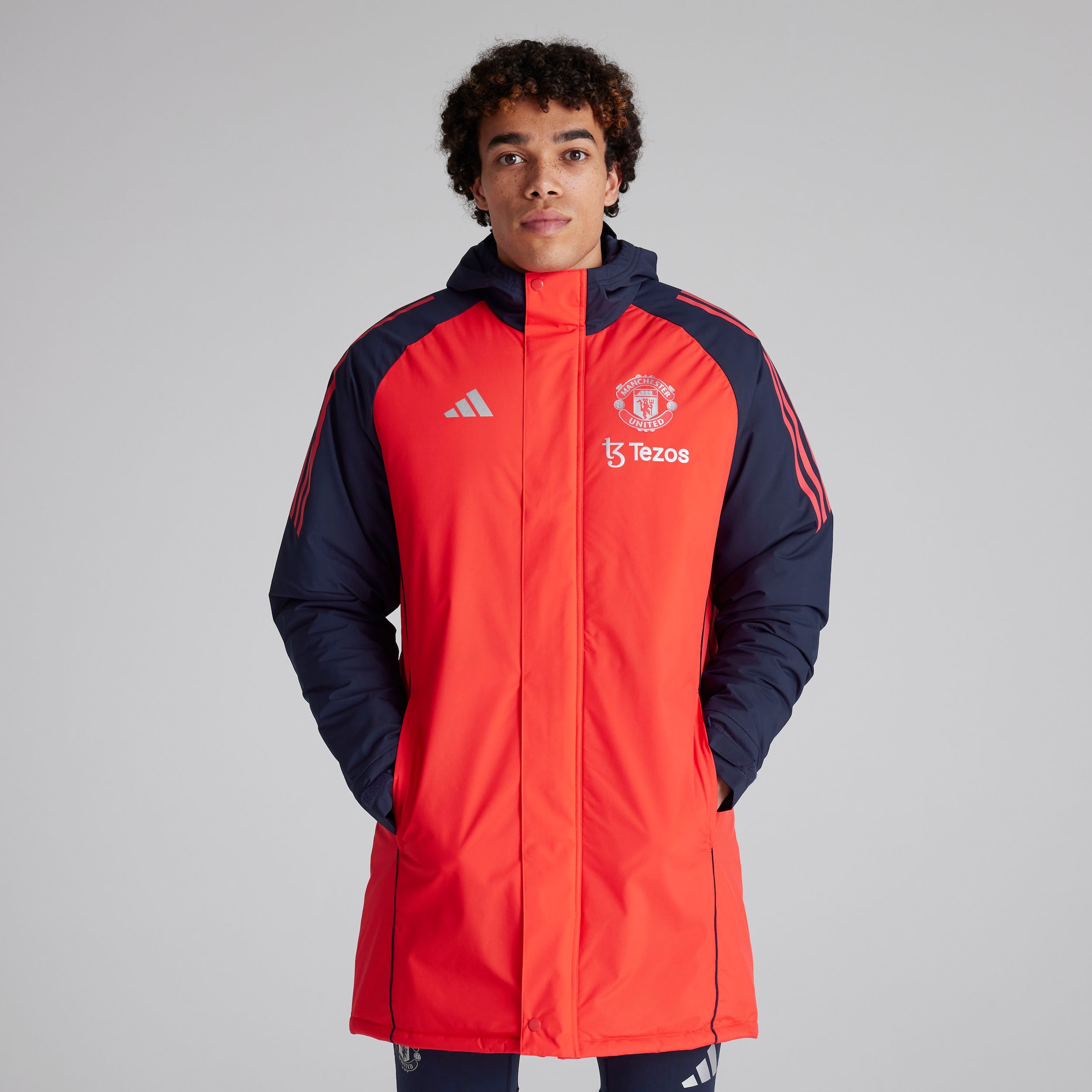 adidas Manchester United Tiro 24 Stadium Parka Red | IT2004
